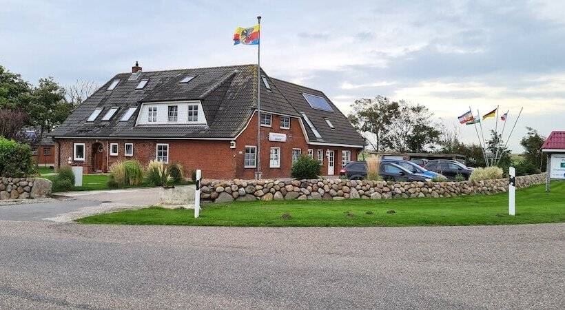 Wohnmobilstellplatz Nordseeliebe Direkt Am Deich Dagebüll