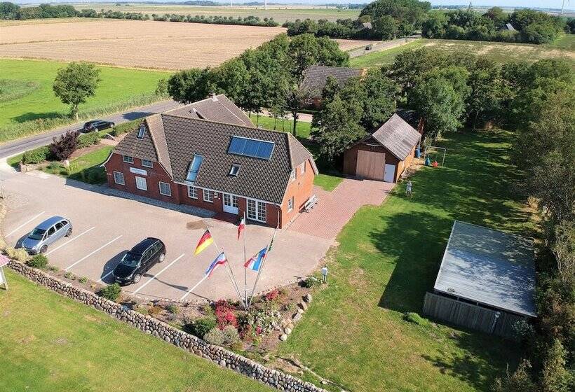 Wohnmobilstellplatz Nordseeliebe Direkt Am Deich Dagebüll