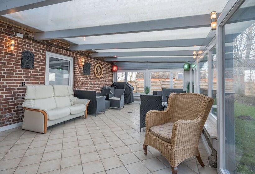 Wohnmobilstellplatz Nordseeliebe Direkt Am Deich Dagebüll