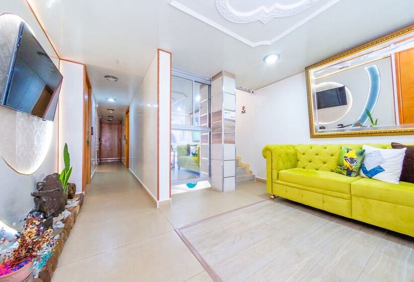 هتل Ayenda Golden Empresarial