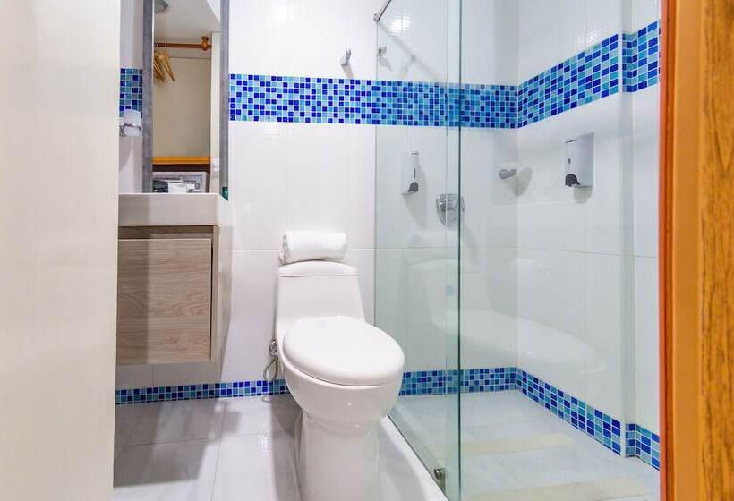 هتل Ayenda Golden Empresarial