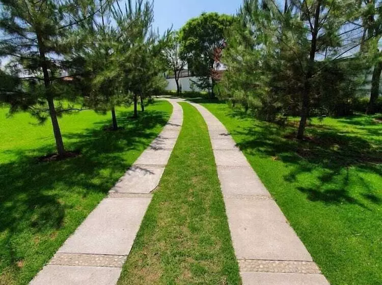 ホテル Boutique Quince & 15