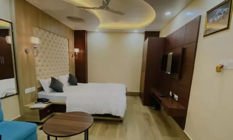 Hotelli Goroomgo Maharaja Regency Nawada