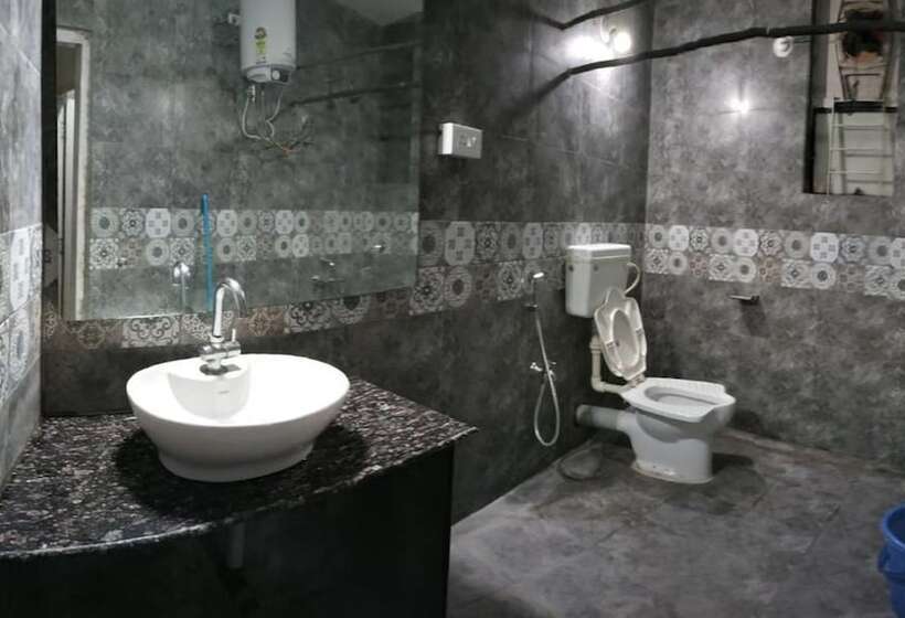 ホテル Goroomgo Monkey Mind Hostel Goa