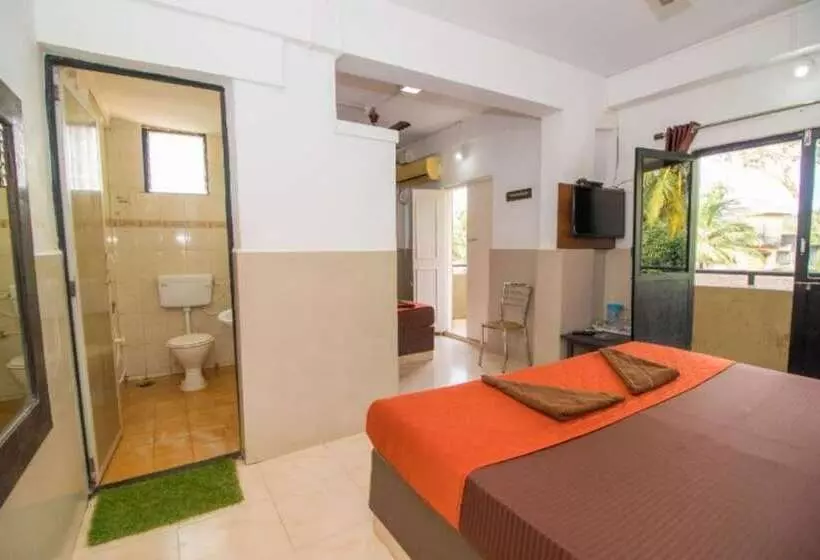 ホテル Goroomgo Travellers Inn Goa