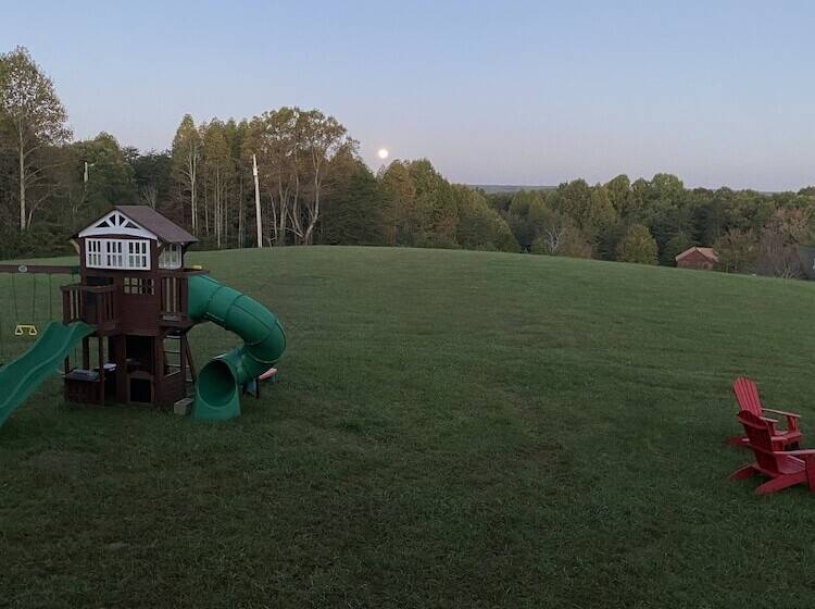 בית מלון כפרי Grandview Experience Lodge