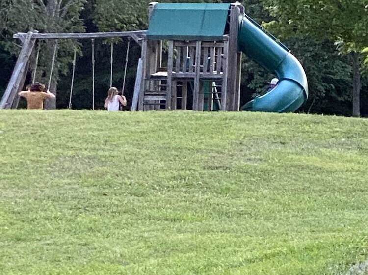 בית מלון כפרי Grandview Experience Lodge