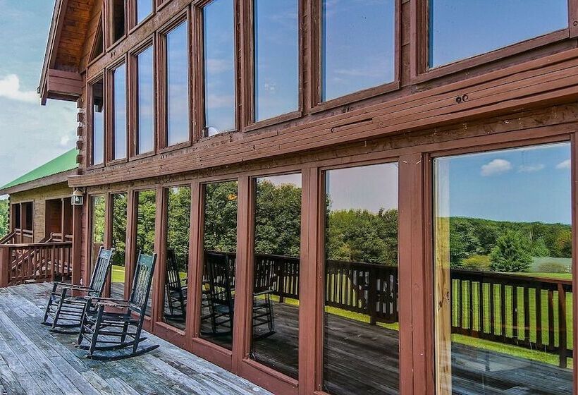 בית מלון כפרי Grandview Experience Lodge