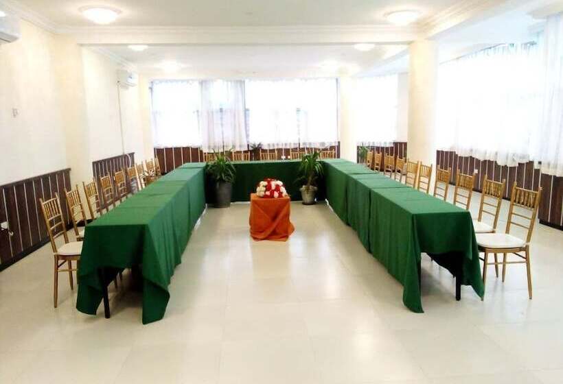 בית מלון כפרי Melka Adama