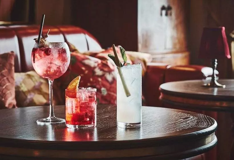 Hotelli No17 The Promenade