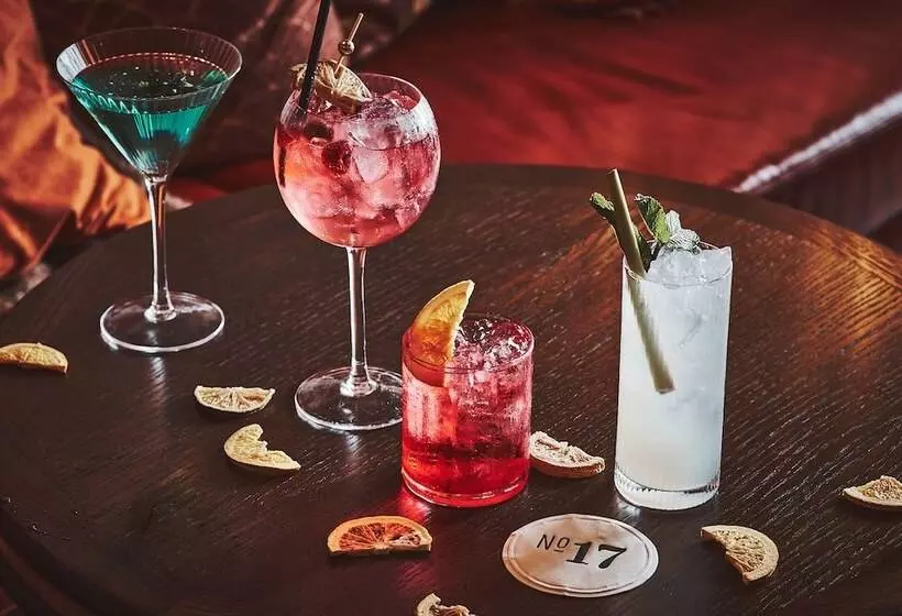 Hotelli No17 The Promenade