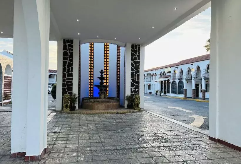 Hotelli & Suites Hacienda Santa Maria