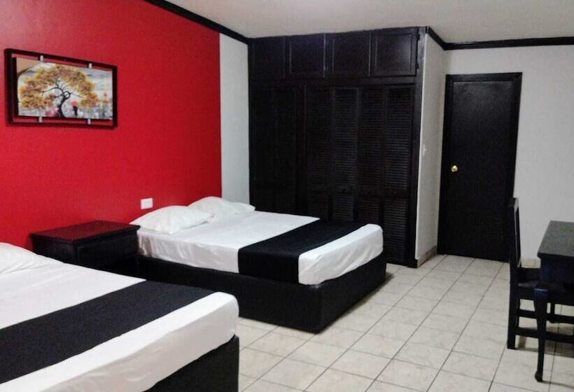 בית מלון כפרי & Suites Hacienda Santa Maria