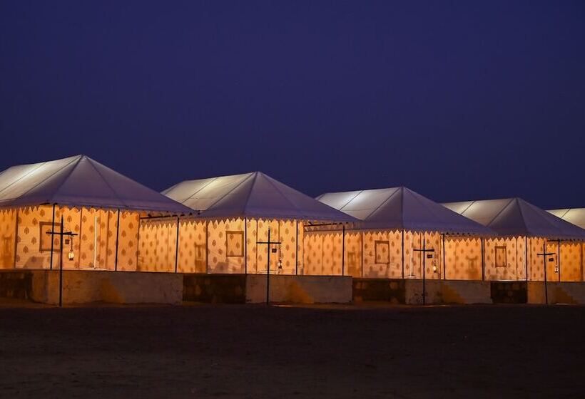 בית מלון כפרי The Carvaan Resort