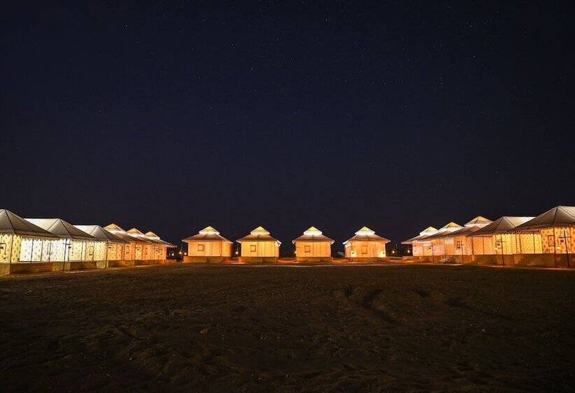 בית מלון כפרי The Carvaan Resort