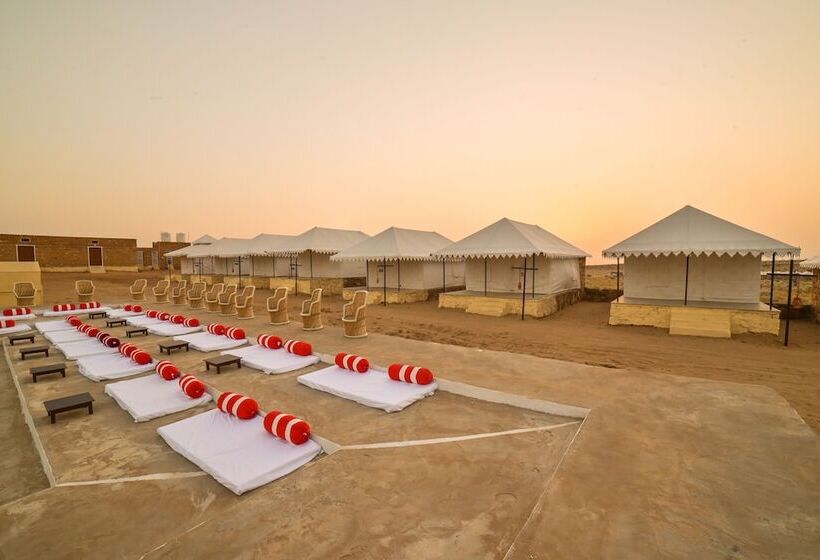 בית מלון כפרי The Carvaan Resort