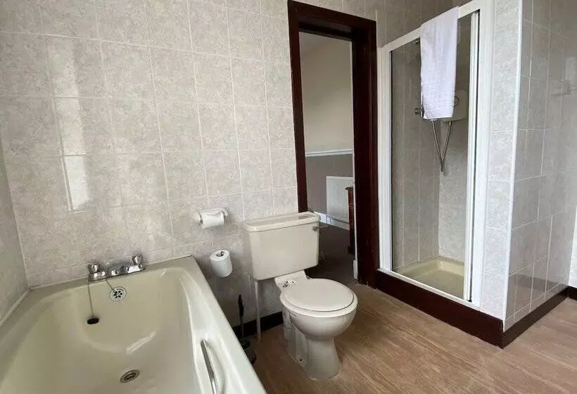 ホテル The Kings Arms