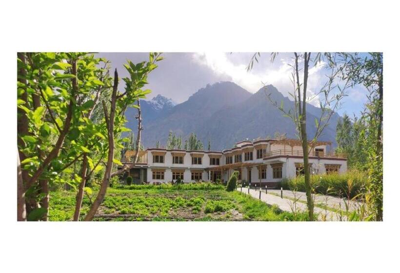 Hotelli The Hunder Eco Villa