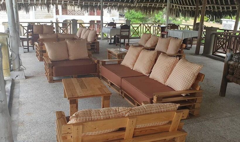 هتل Watamu Adventist Beach Resort