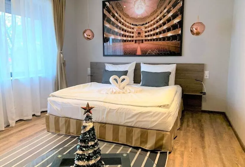 Hotelli Waterfront Lodge