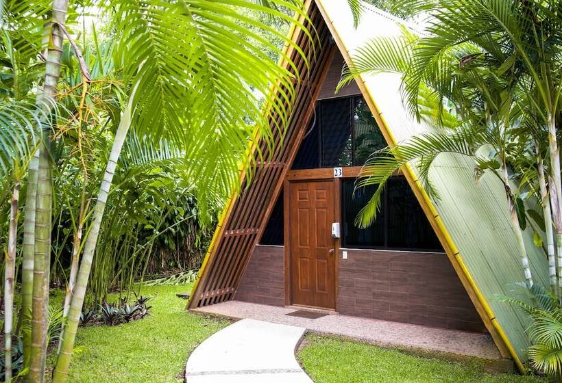 هتل Y Bungalows El Jardín