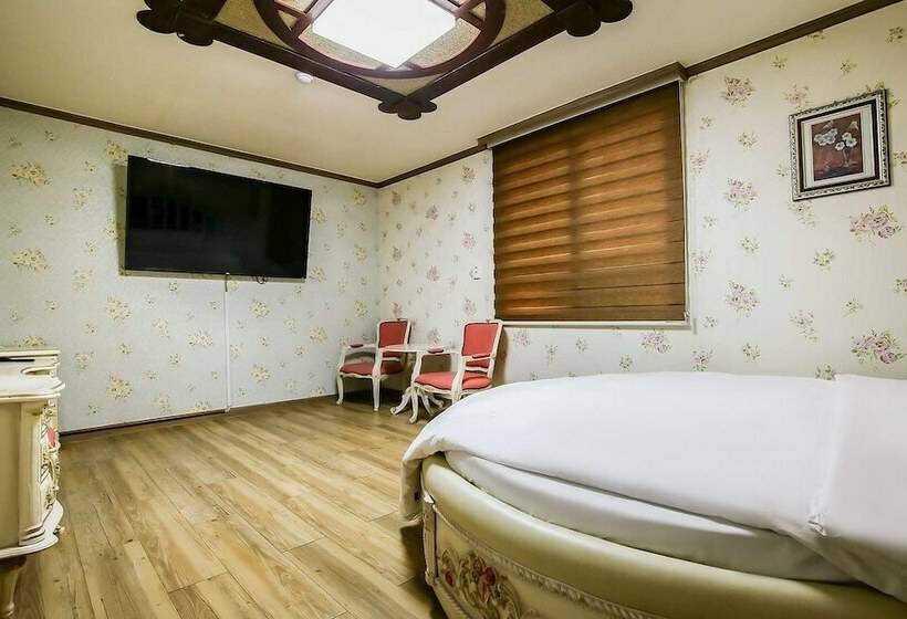 Motel Cheongju Elgreen