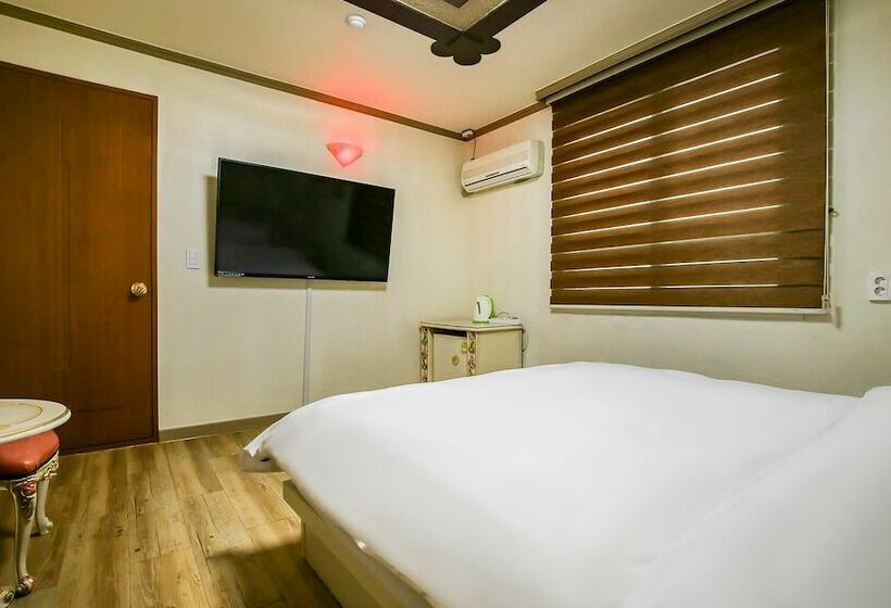 Motel Cheongju Elgreen