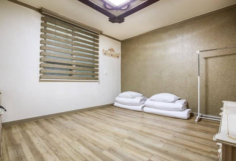 Motel Cheongju Elgreen