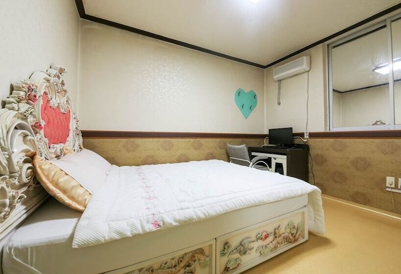 Motel Gochang Hilton Park