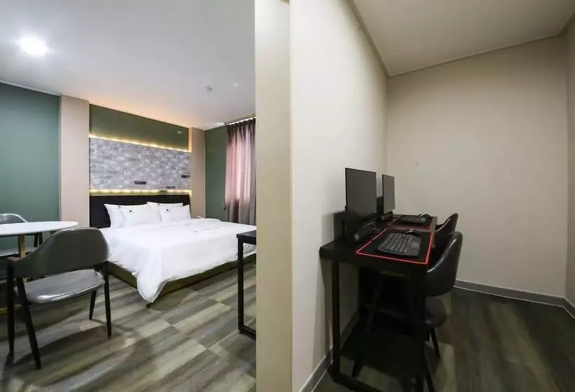 モーテル Gunsan Hotel Lin
