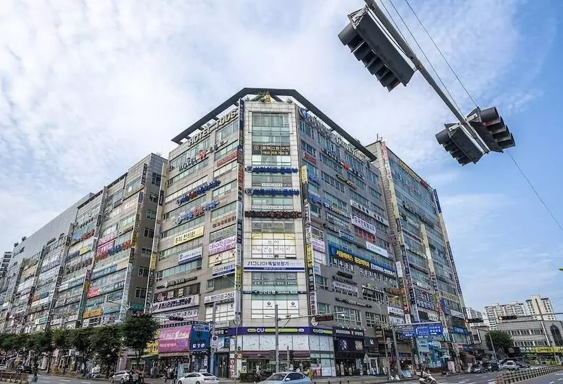 Motelli Namyangju W Hotel Hopyeong Branch