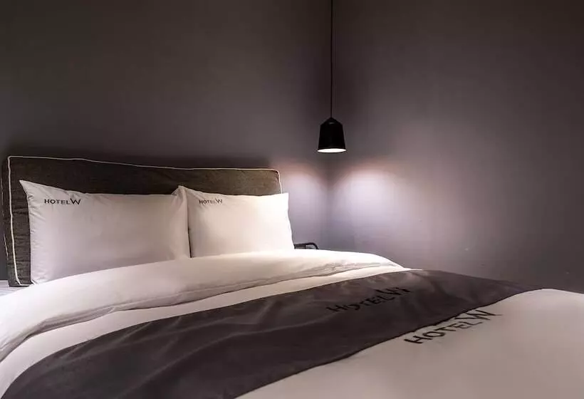 Motelli Namyangju W Hotel Hopyeong Branch