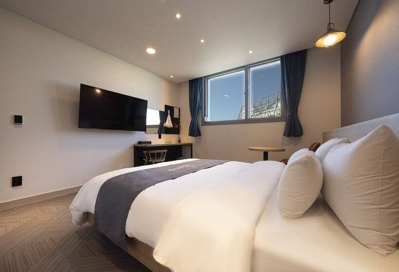 Motel Sokcho Brooklyn