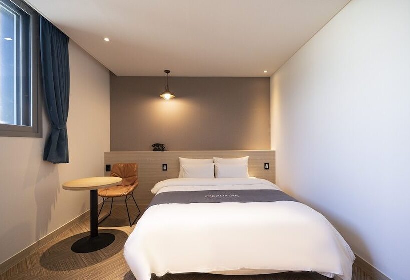 Motel Sokcho Brooklyn