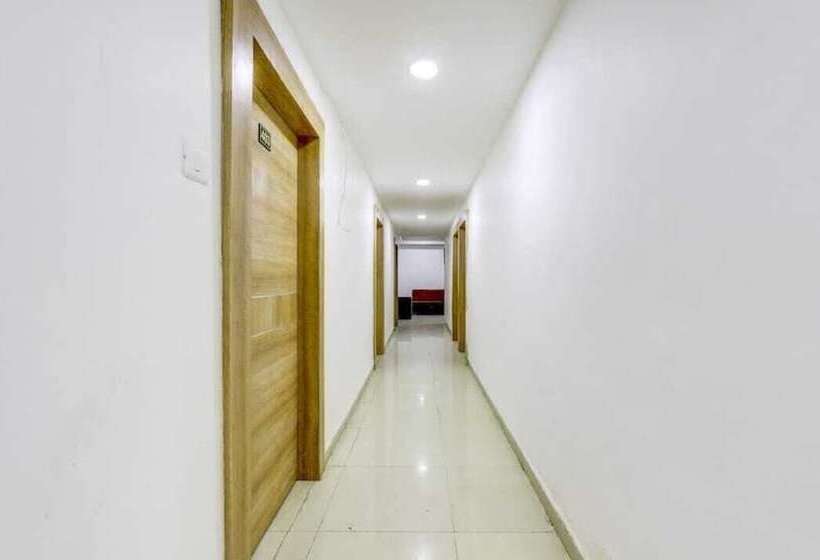 פנסיון Nik Palace Ahmedabad