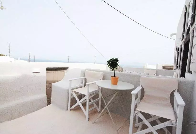 Majatalo White Grape Suites