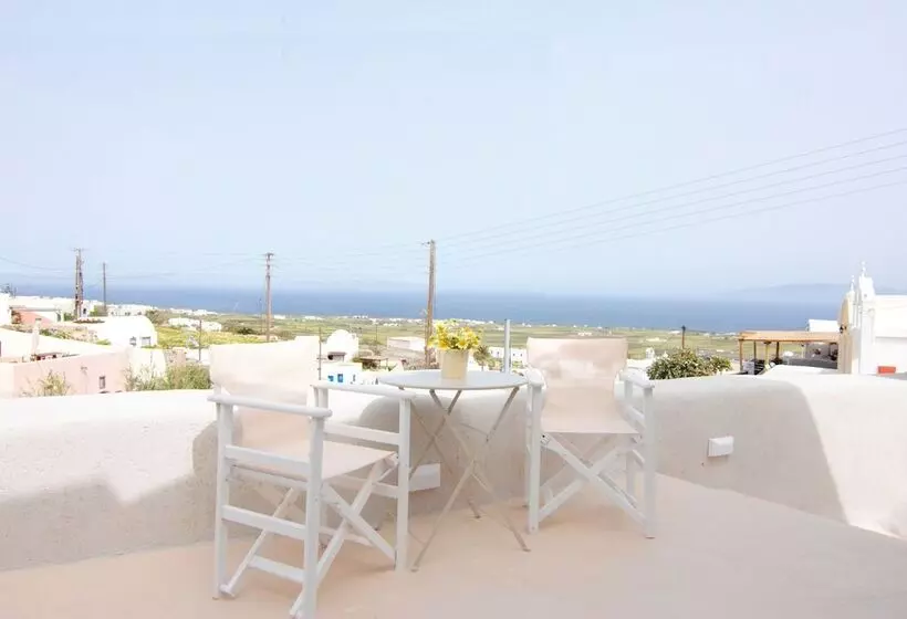 Majatalo White Grape Suites