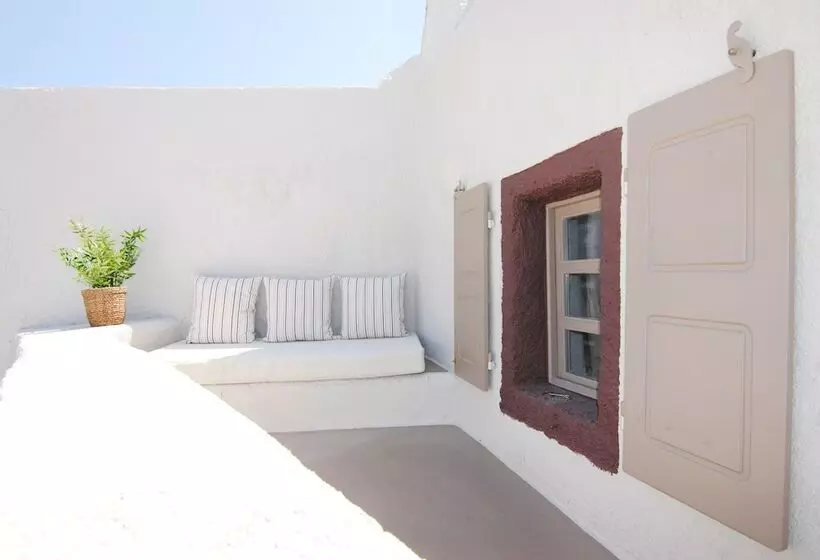 Majatalo White Grape Suites