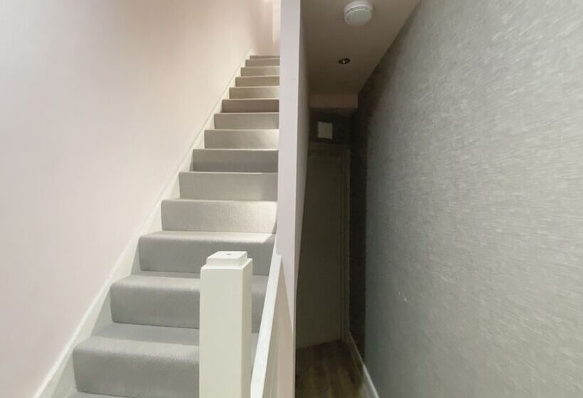 레지던스 Stunning 3 Bed House In Central London Westminster