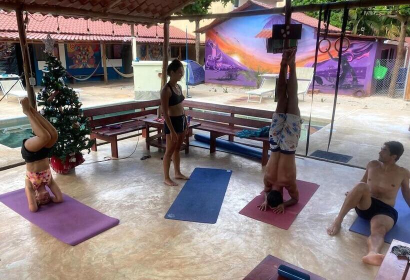 Tamahostel & Glamping