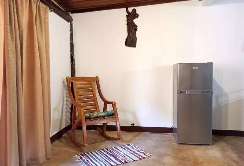 Tamahostel & Glamping