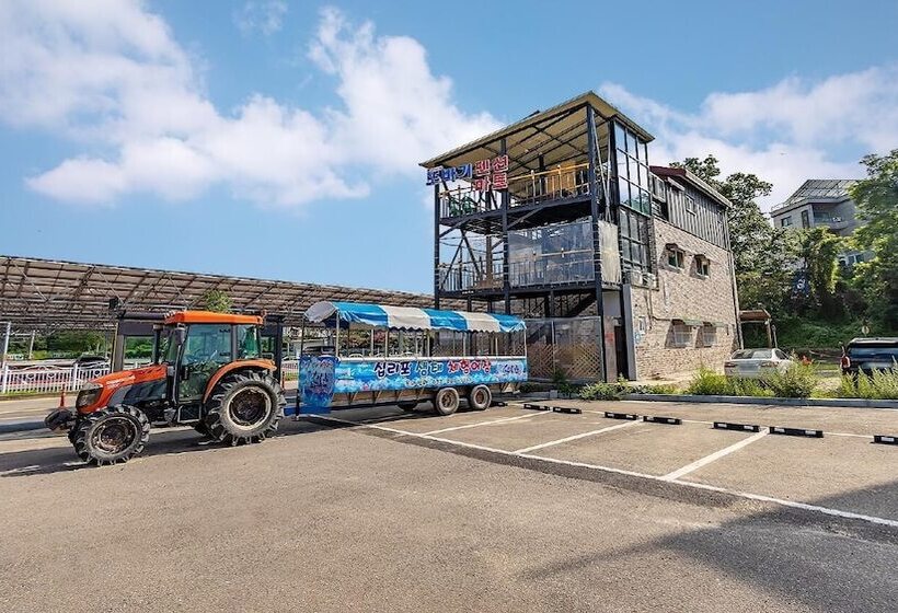 Yeongheungdo Ttobagi Pension