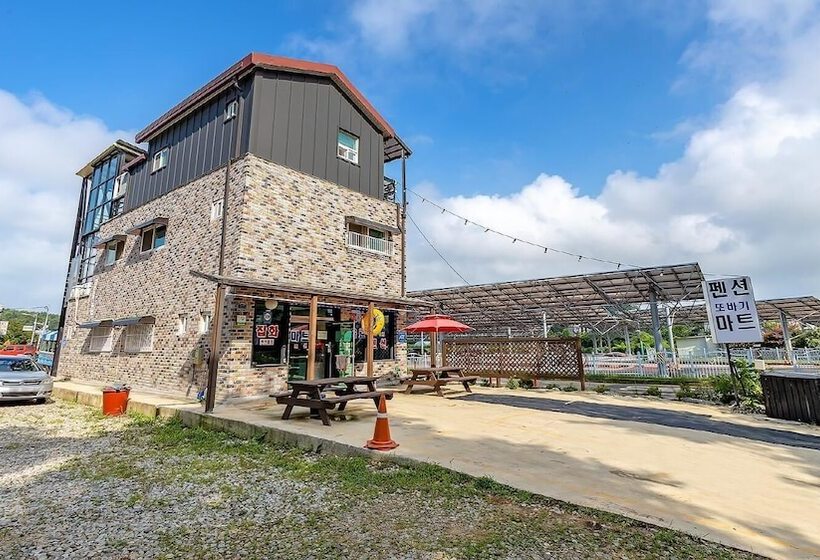 Yeongheungdo Ttobagi Pension