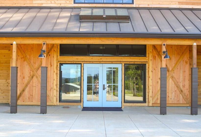 Bed and Breakfast Abbey Road Farm