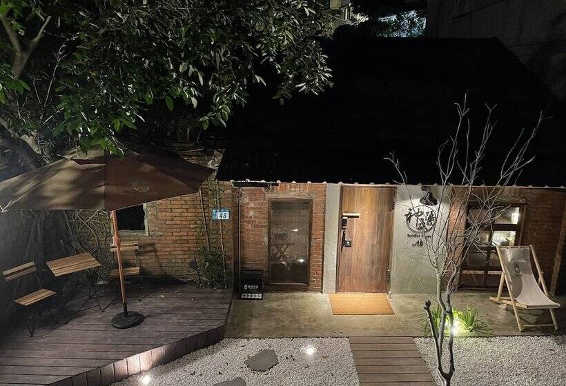 تختخواب و صبحانه Twilight Forest