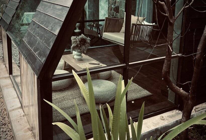 تختخواب و صبحانه Twilight Forest