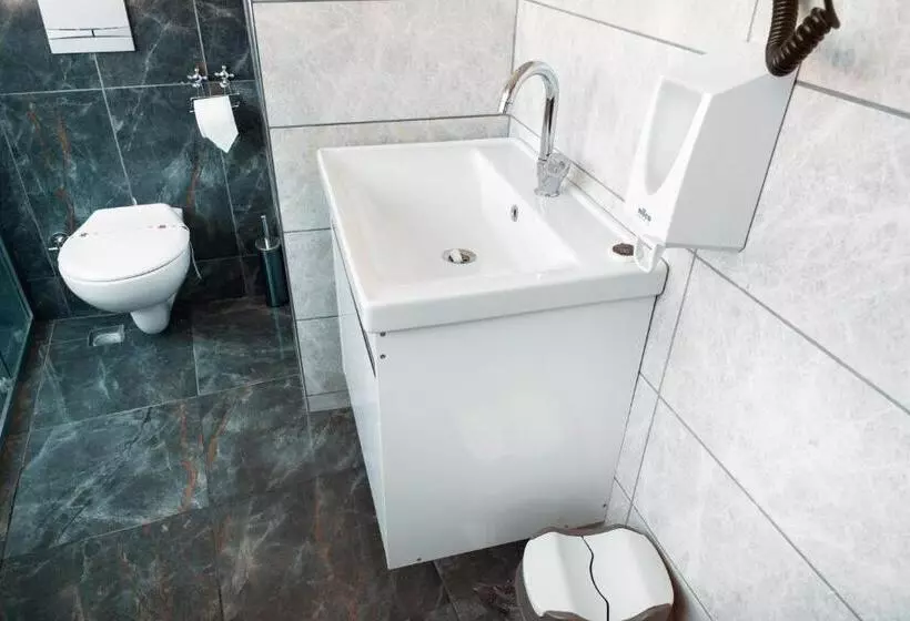 By Sultan Otel