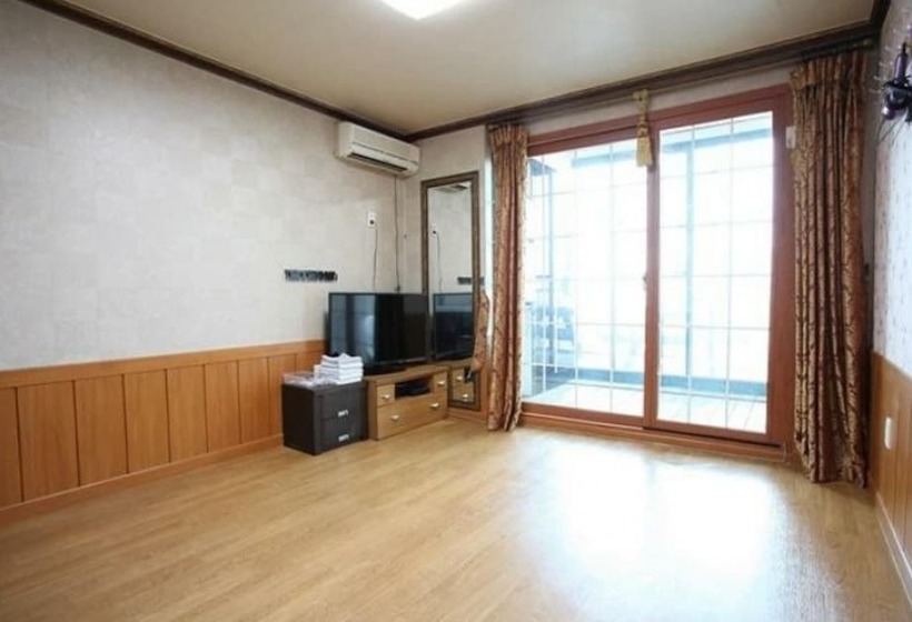 Daebudo 25 Hours Pension