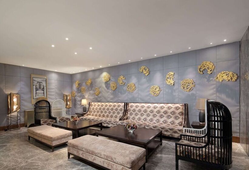 Days Hotel By Wyndham Jilin Railway Station