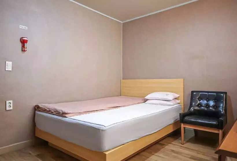 Donghae Royal Motel